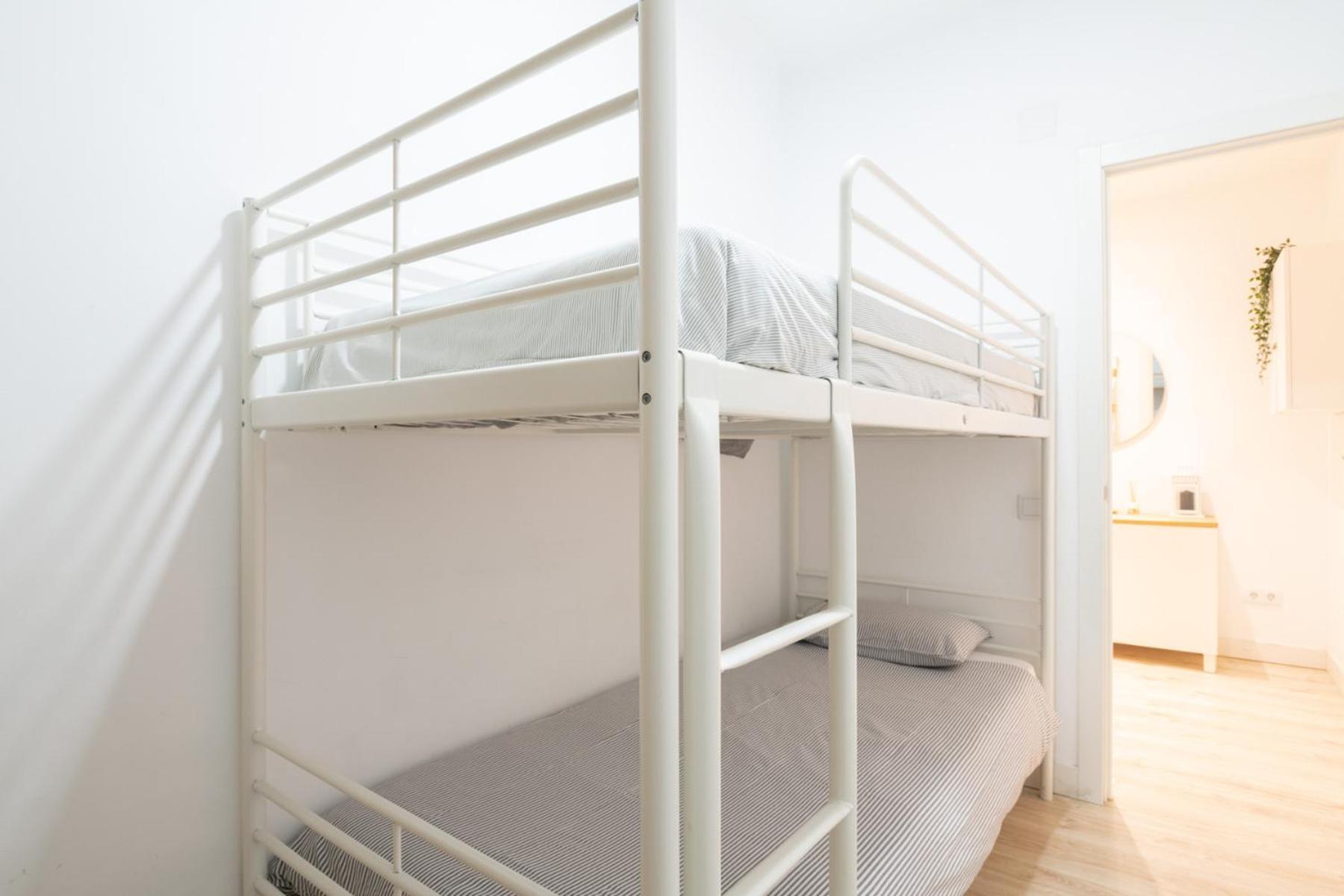 Apartamento Nuevo Con Encanto En Sagrada Familia Barcelona Bagian luar foto